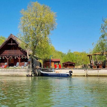 Casa Agapie Villa Uzlina ภายนอก รูปภาพ