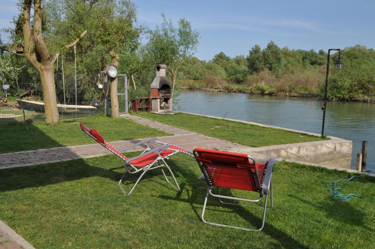 Casa Agapie Villa Uzlina ภายนอก รูปภาพ